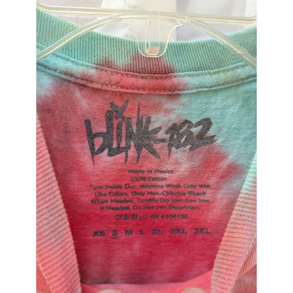 Blink-182 Drip Logo Tie-Dye T-Shirt Unisex Size Small Pink/Green 100% Cotton - Picture 3 of 7
